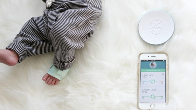 Un chausson pour surveiller les signes vitaux des bébés et nourrissons 