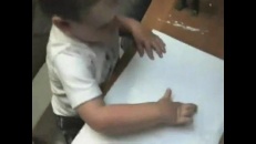 Artiste en art visuel à seulement 3 ans