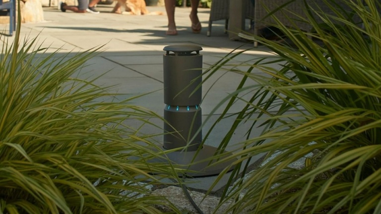 Éloignez les moustiques grâce à ce système écologique contrôlé par l'assistant d’Amazon ou de Google