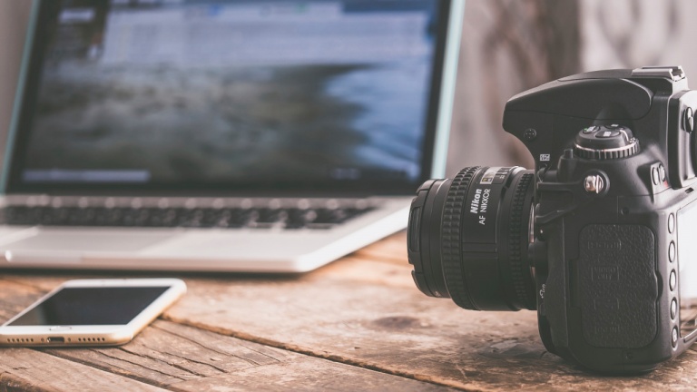 Retouchez et améliorez vos photos en quelques clics grâce à ce logiciel pour ordinateur