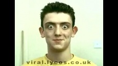 Des grimaces