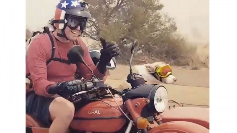 Une scène de moto digne d’un film