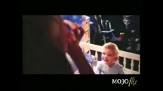 Tête de bébé gonflée  