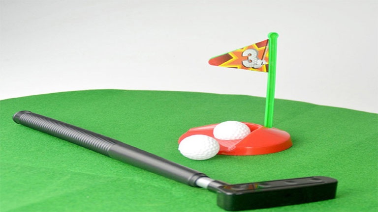 Améliorez vos compétences de golf aux toilettes