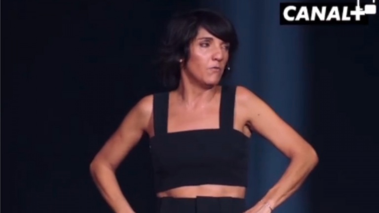 Délirant sketch de Florence Foresti sur les AUTRES sur Instagram
