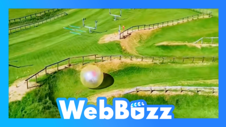 Glisser dans une boule géante en Nouvelle-Zélande