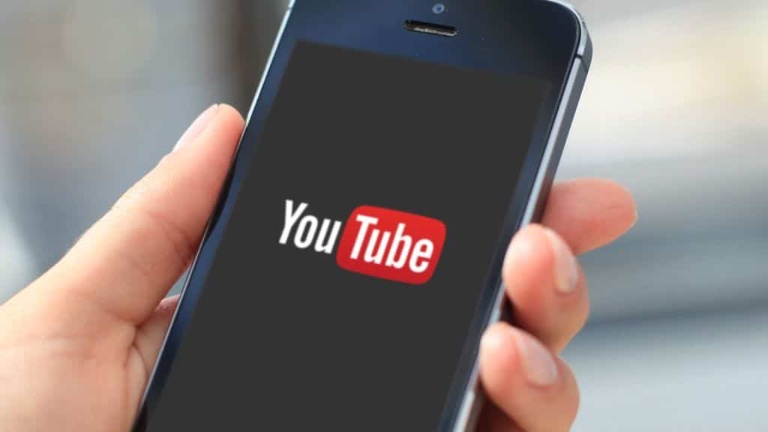 Reposez vos yeux avec le thème sombre de YouTube